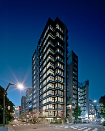 外観夜景｜ザ・パークハウス新宿御苑